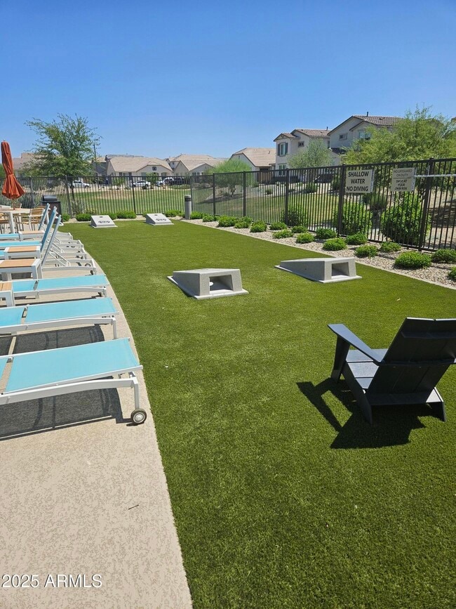 Building Photo - 14224 W Hackamore Dr