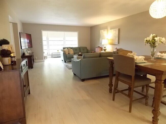 Building Photo - 1701 Andros Isle