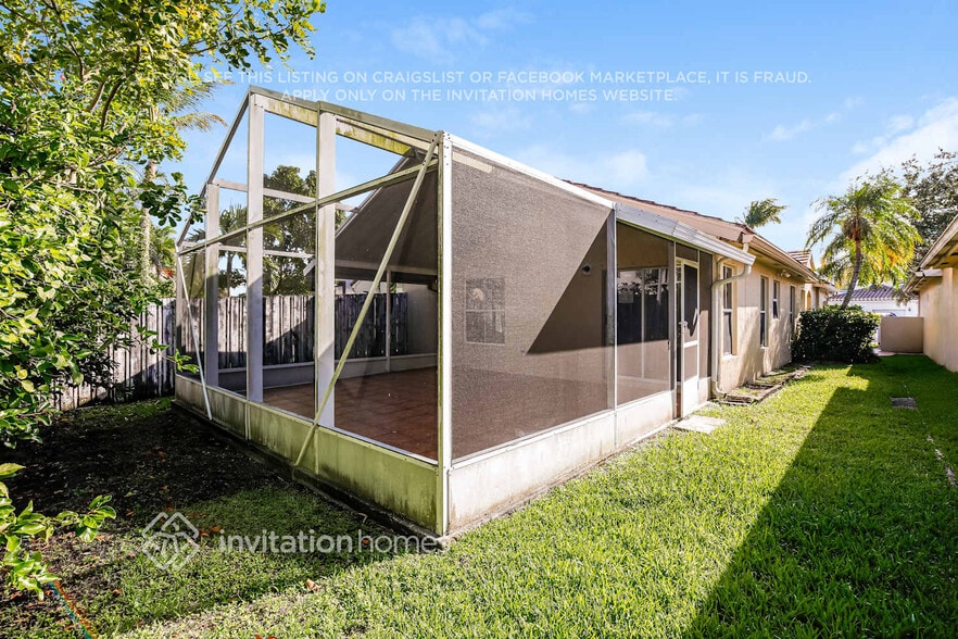 Building Photo - 2051 NW 188th Ave