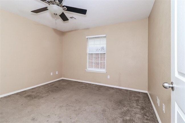 Building Photo - 509 SW 158th Terrace
