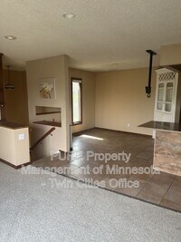 Building Photo - 4504 Cinnamon Ridge Trail