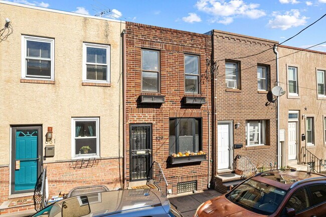 Building Photo - 629 Sears St