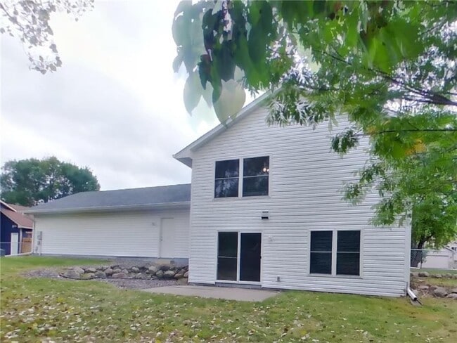 Building Photo - 3649 Kahler Dr NE