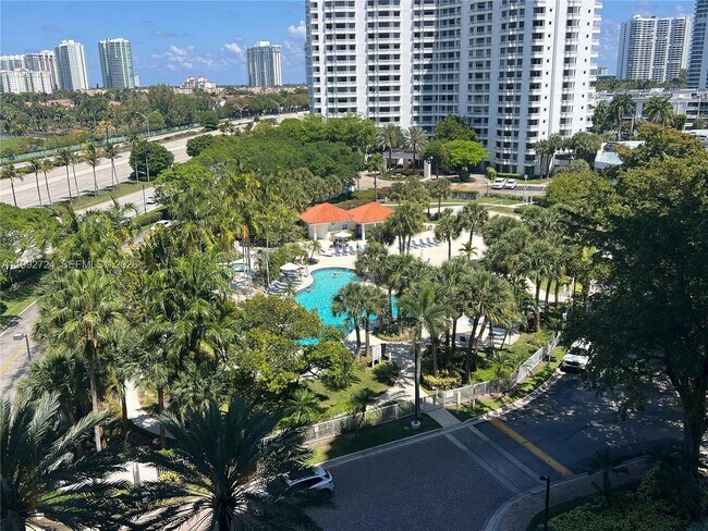 Building Photo - 3300 NE 191st St