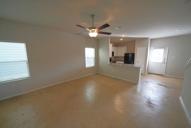 Building Photo - Brand New Duplex Rental Now Available in Converse, TX! Realtor Commission: $600