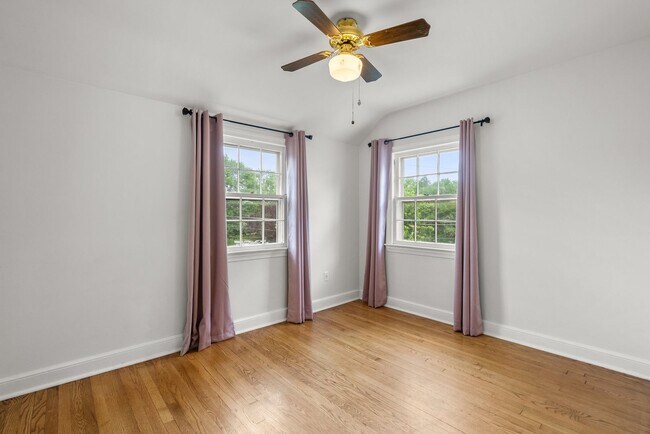 Building Photo - 2200 Windham Ln