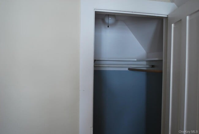 Building Photo - 35 Oakland Ave