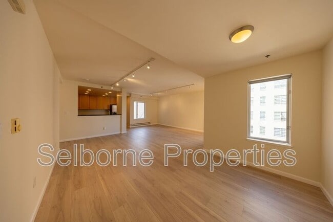 Building Photo - 1401 Jackson St