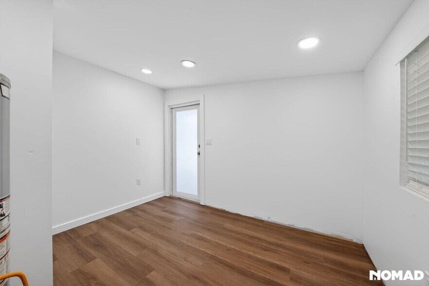 Building Photo - 1407 York Ave