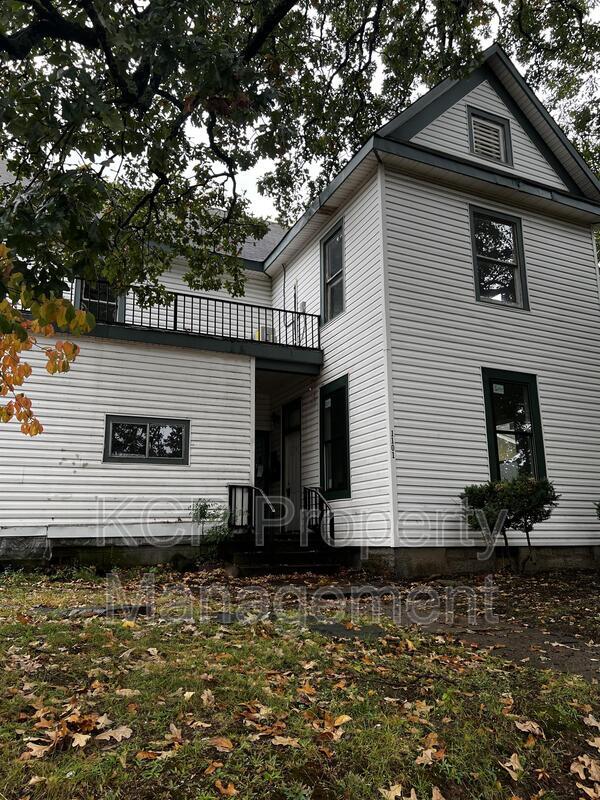 Primary Photo - 1101 South 17th Street - 2