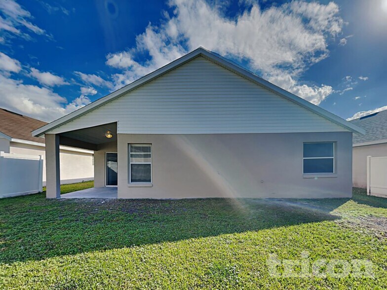 Building Photo - 14131 Colonial Spring Way