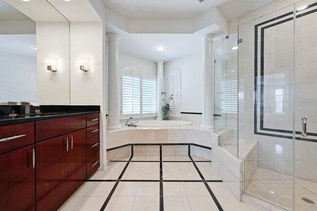 Building Photo - 405 Barrett Ln