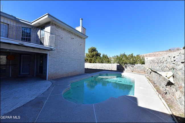 Building Photo - 6553 Brisa Del Mar Dr