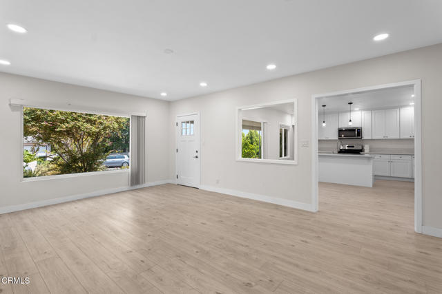 Building Photo - 4110 Verdugo View Dr