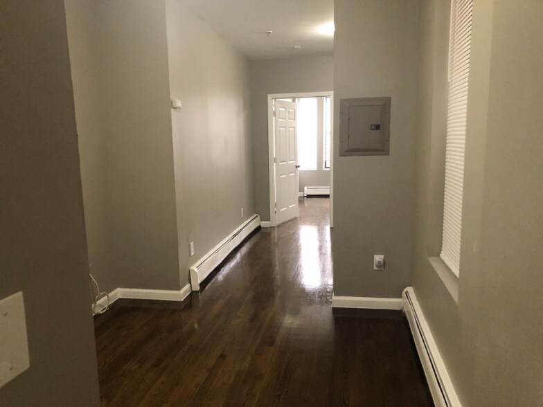 Building Photo - 5110 Palisade Ave