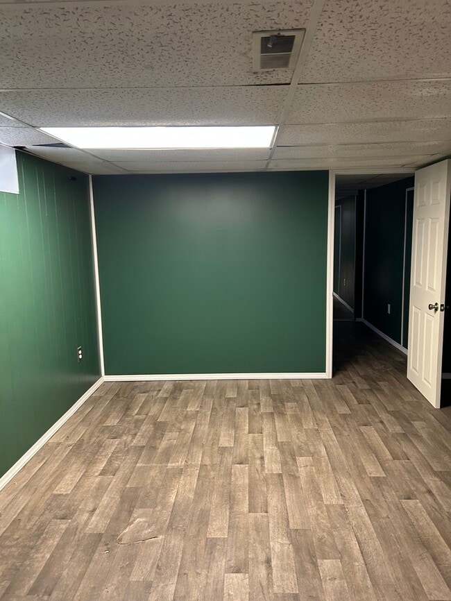Building Photo - 3 Bedroom, 2 Bathroom House in Martins Ferry