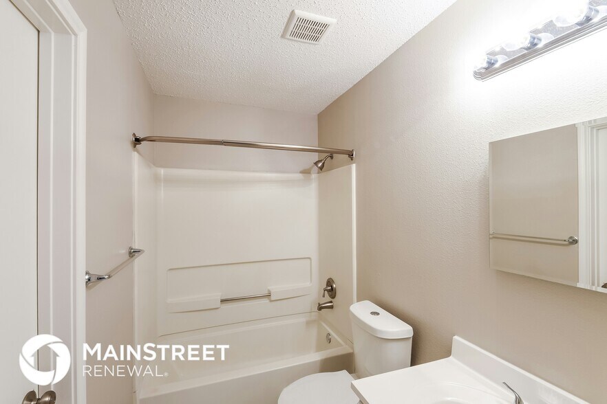 Building Photo - 6522 Beech Trail Dr