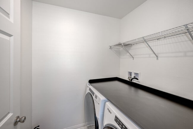 Building Photo - 17106 Zion Dr