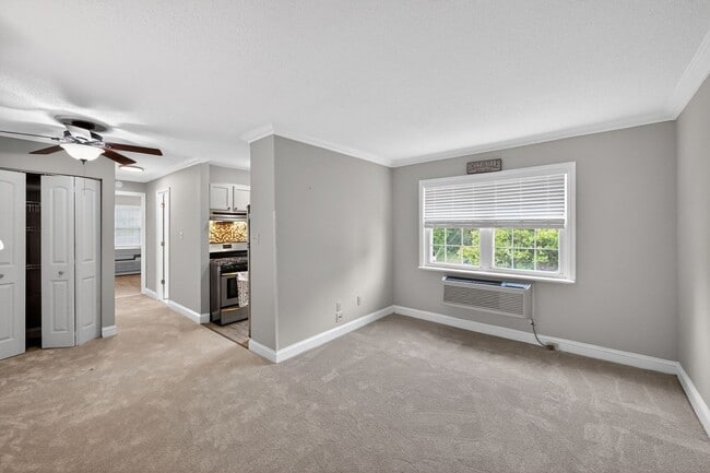 Building Photo - 2BR Condo in Alexandria near metro