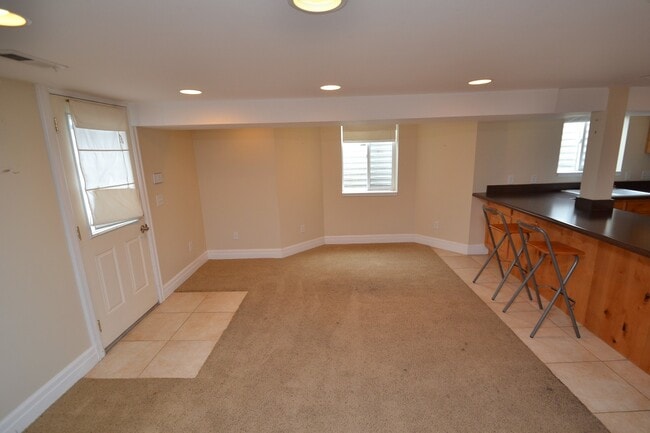 Building Photo - 1761 Edward Ave