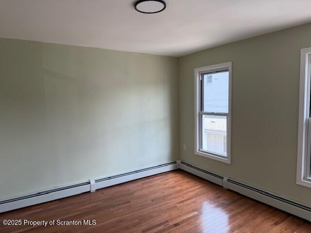 Building Photo - 4 Plum Pl