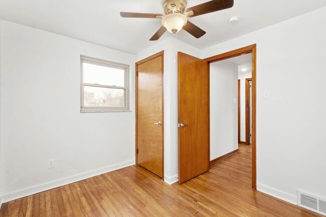 Building Photo - AVAILABLE MID-MARCH! Don’t miss this STUNNING 3 BEDROOM BRICK HOME LOCATED IN WEST VIEW!