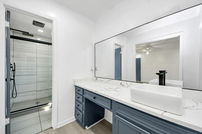 Building Photo - 23002 Grand Rapids Ln