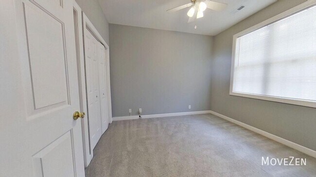Building Photo - 5006 Carleton Dr