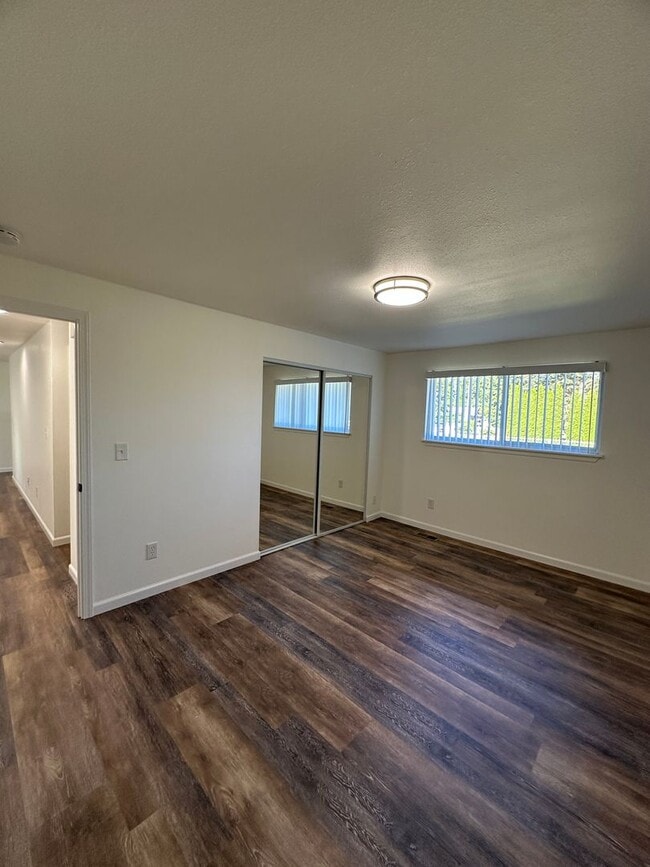 Building Photo - 9021 128th St E