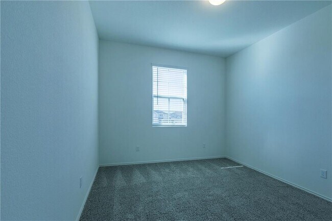 Building Photo - 412 Montauk Loop