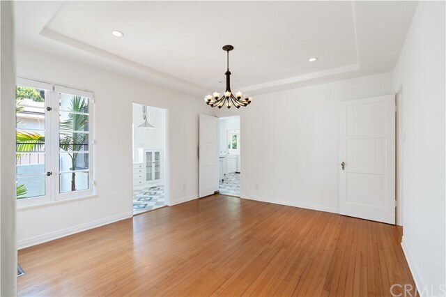 Building Photo - 2560 Amherst Ave