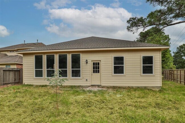 Building Photo - 17403 Harmony Hill Dr