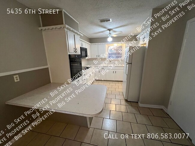 Building Photo - 5435 6th St