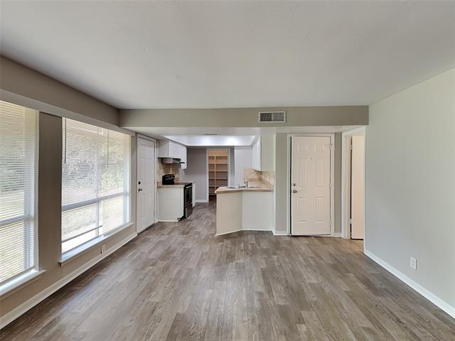 Building Photo - 1514 Regina Ct S