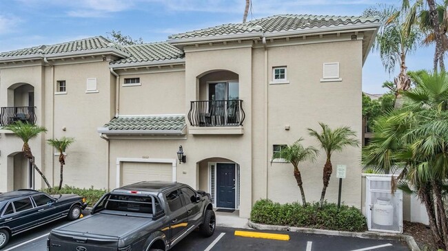 Building Photo - 501 Knights Run Ave