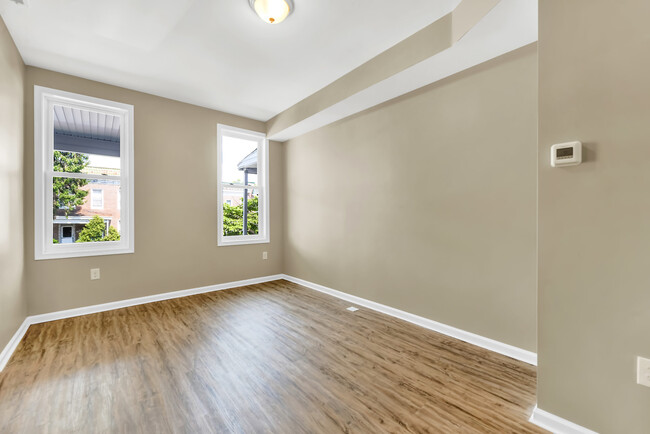 Building Photo - Beautiful Home in West Baltimore!