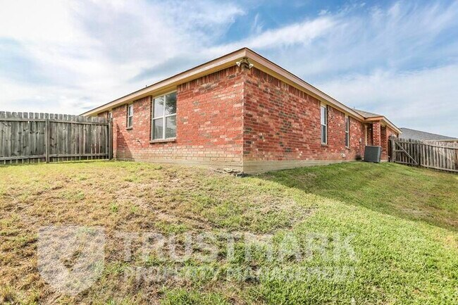 Building Photo - 4202 Elms Run Cir