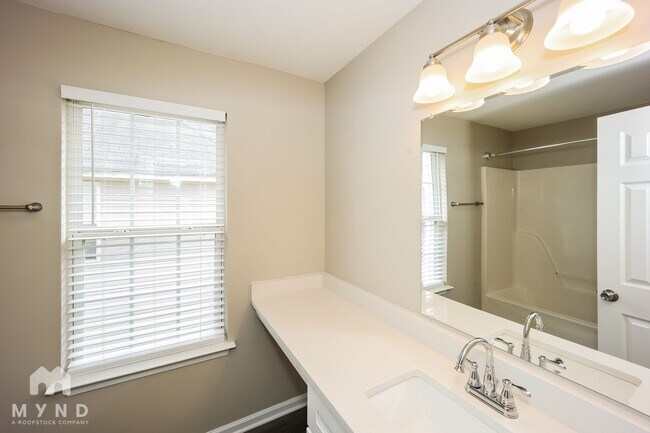 Building Photo - 11640 Registry Blvd