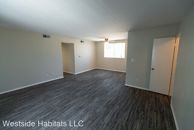 Building Photo - 2 br, 2 bath Room For Rent - 6643 Haskell ...