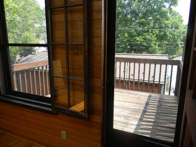 Building Photo - 236 W Barnard St