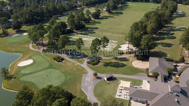 Building Photo - 1010 Winterberry Cir
