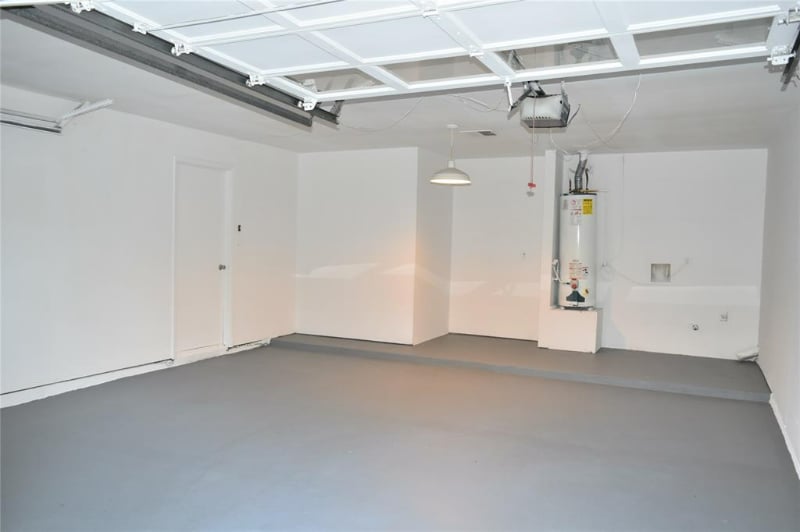 Building Photo - 10 Greeningdon St