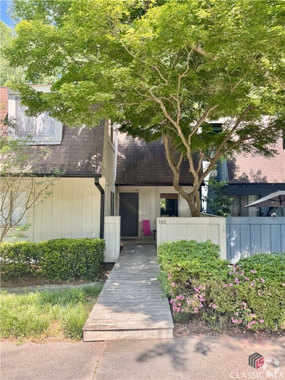 Building Photo - 165 Woodstone Dr