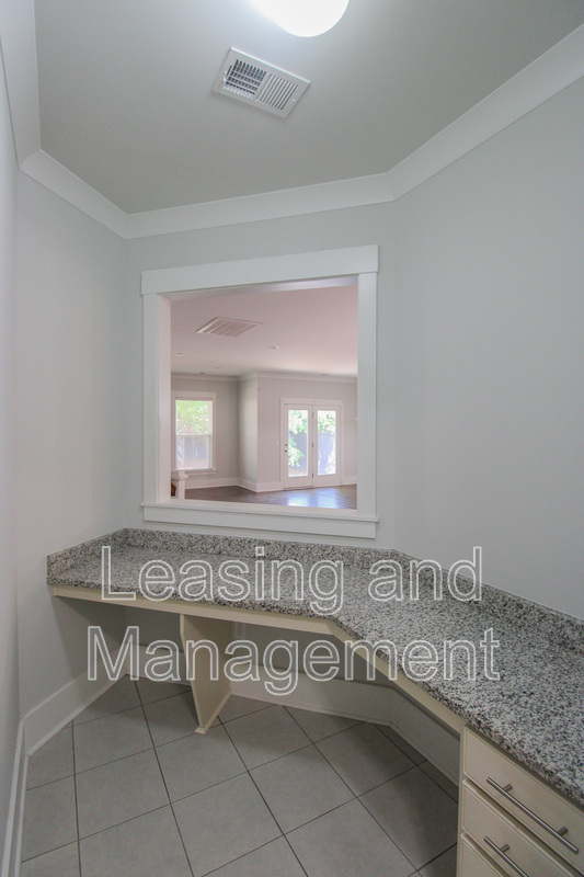 Building Photo - 1129 Bright Ct