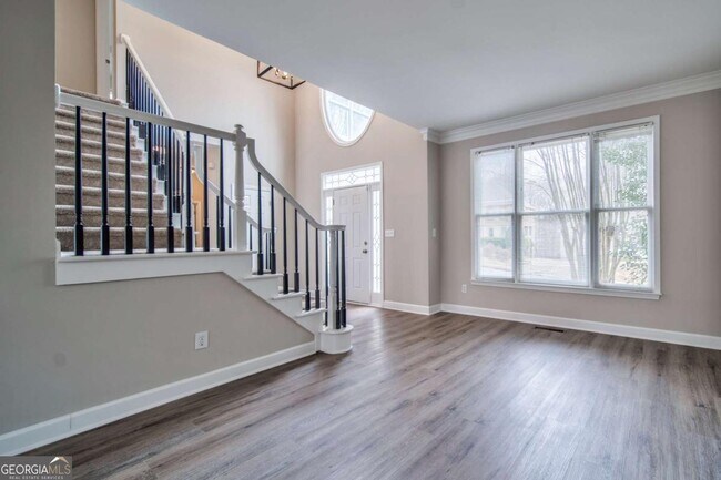 Building Photo - 2011 Town Lake Hills W