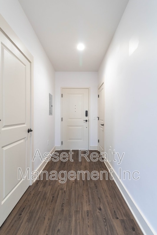 Building Photo - 1110 Franck St
