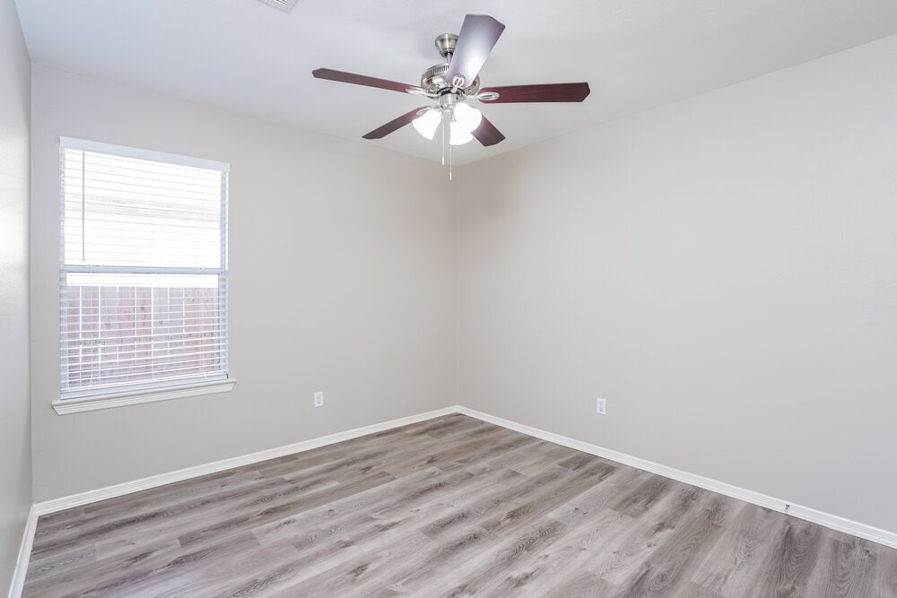 Building Photo - 24214 Silver Maple Dr