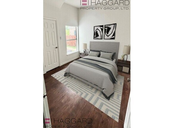 Building Photo - Walking Distance to the Stockyards!