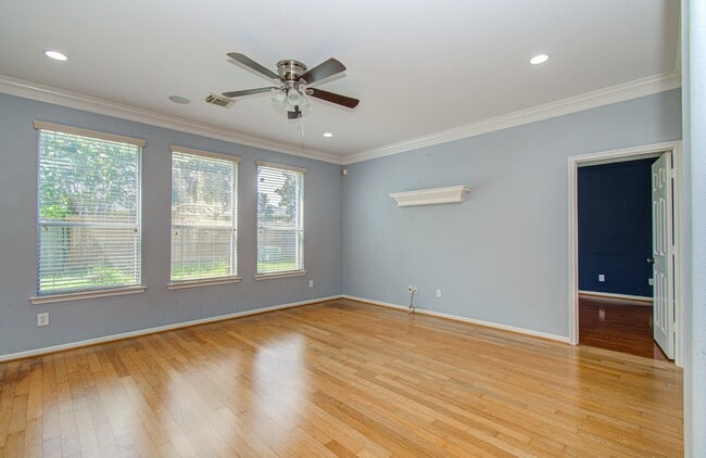 Building Photo - 6307 S Wintersage Ln