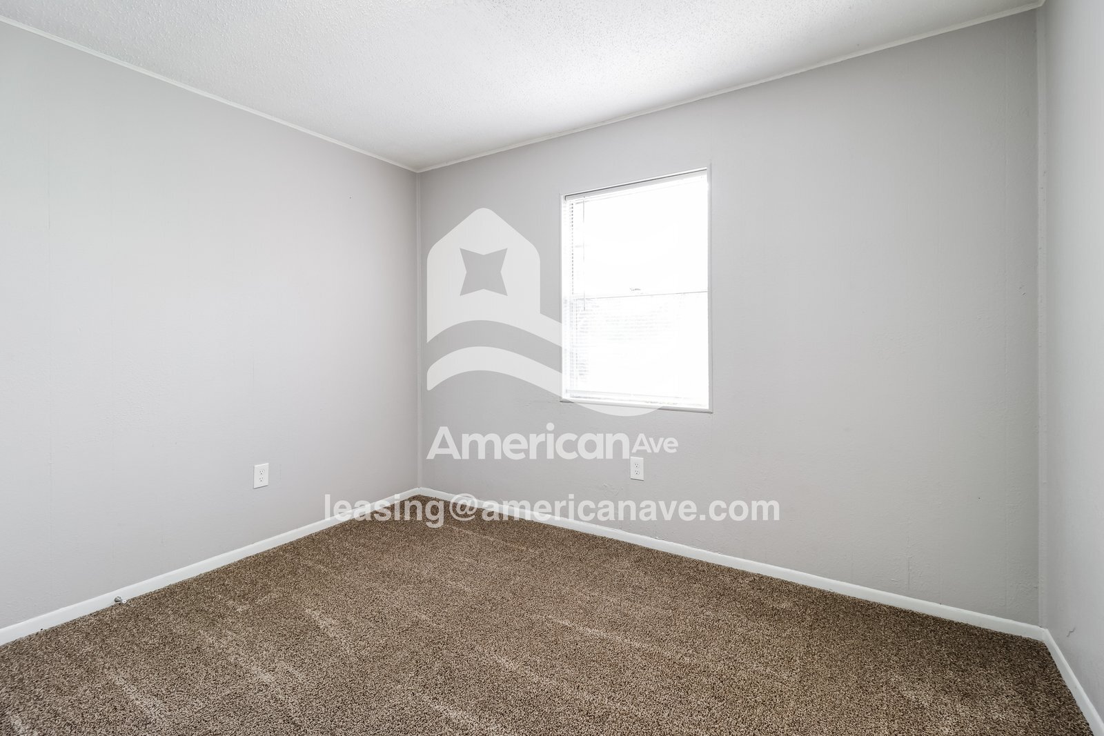 Building Photo - 11 Michael Dr